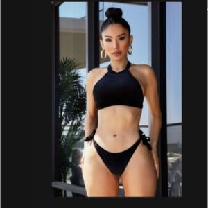 FN Women’s L Swimsuit Long Sleeve Two Piece Bath